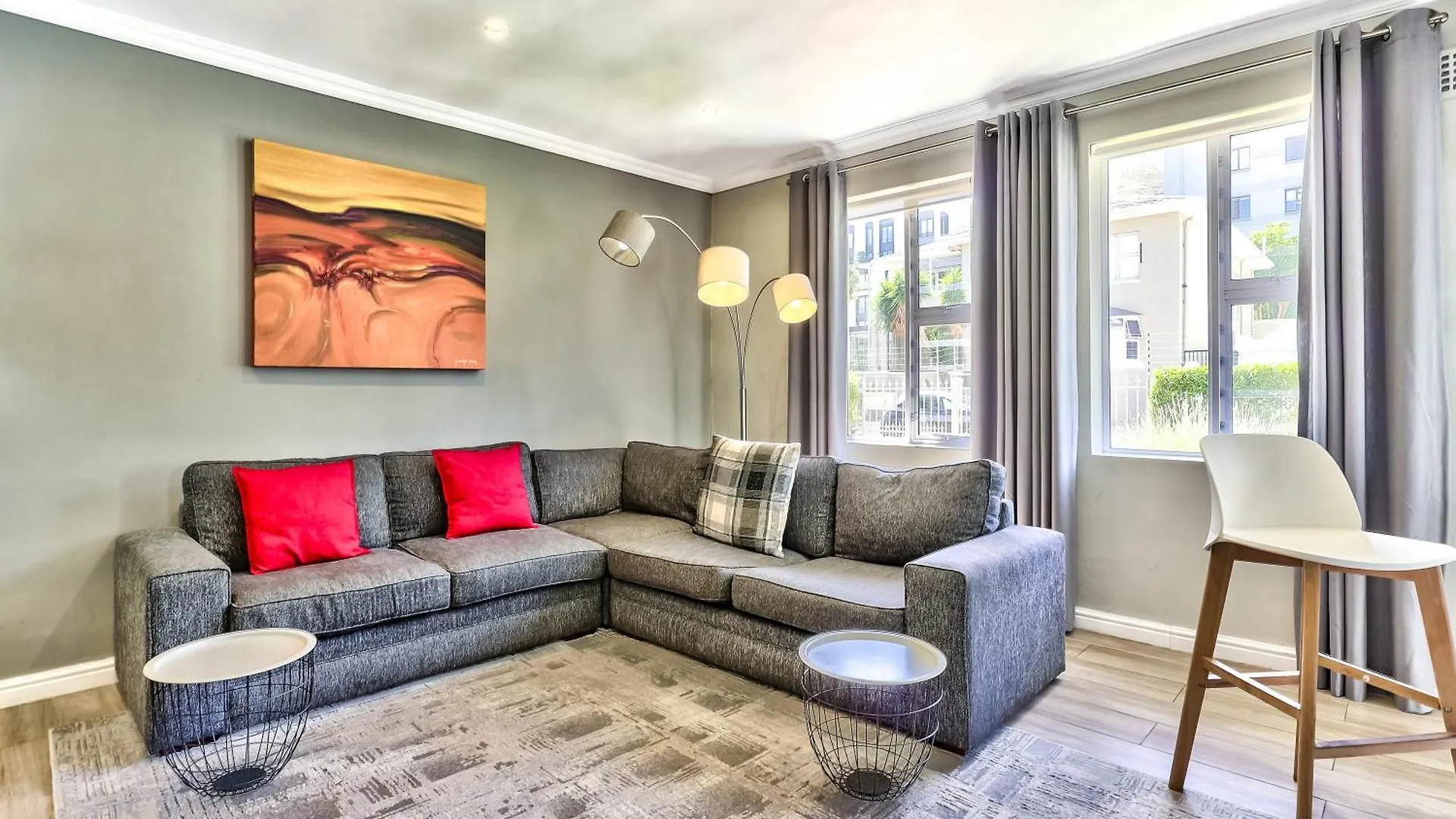 Apartment On Graham Cape Town
