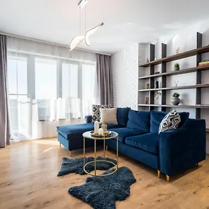 O&a Luxury Boutique , Otopeni Romania